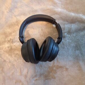 Wyze Noise-Cancelling Headphones